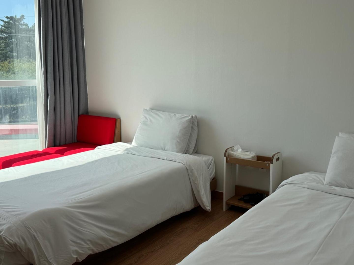 Hotel Bedradio Dodubong à Togŭnnae Extérieur photo