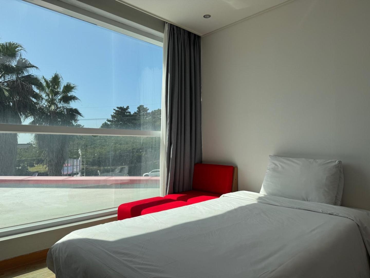 Hotel Bedradio Dodubong à Togŭnnae Extérieur photo